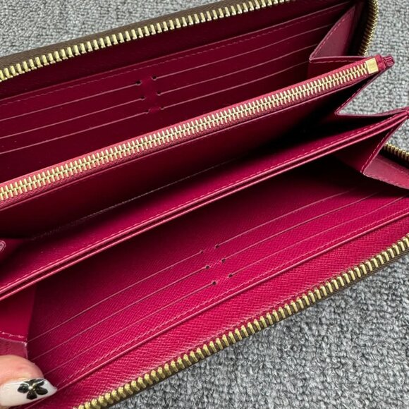 LOUIS VUITTON Zippy Brown Monogram Canvas Wallet 388-031225 - Picture 8 of 9